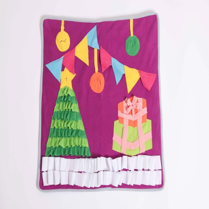 Rufus & Rosie Christmas Snuffle Dog Food Fun Mat